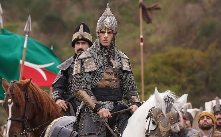 Serkan Çayoğlu'nun başrolündeki tarihi dizi projesine ilgi katlanarak artıyor! 7 Serkan Çayoğlu'nun başrolündeki tarihi dizi projesine ilgi katlanarak artıyor! 7