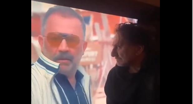 Tetikçinin Oğlu dizisi daha başlar başlamaz, Arka Sokaklar dizisine iki önemli gönderme yapıldı! 8 Tetikçinin Oğlu dizisi daha başlar başlamaz, Arka Sokaklar dizisine iki önemli gönderme yapıldı! 8