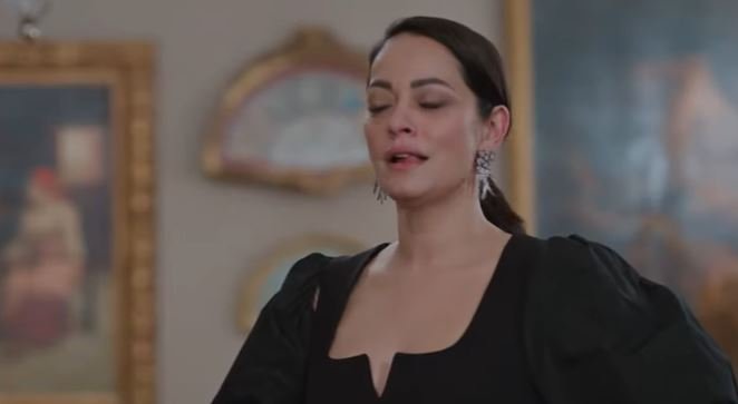 Sezin Akbaşoğulları, O Kız dizisini izleme nedenlerinden birisi! 6