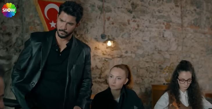 Sipahi dizisinde beklenti büyük, reyting düşük bir de Özge Gürel eleştirisi var! 8 Sipahi dizisinde beklenti büyük, reyting düşük bir de Özge Gürel eleştirisi var! 8