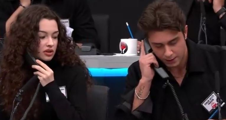 Kardeşlerim dizisiyle parlayan Su Burcu Yazgı Coşkun ile Onur Seyit Yaran bu sefer iyilik için buluştu! 8 Kardeşlerim dizisiyle parlayan Su Burcu Yazgı Coşkun ile Onur Seyit Yaran bu sefer iyilik için buluştu! 8