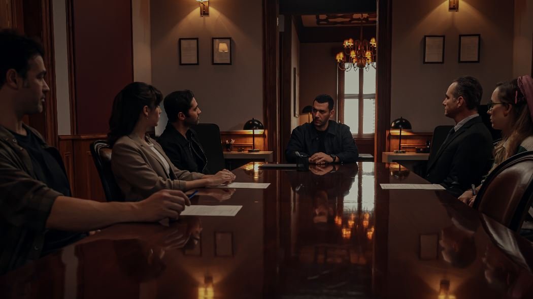 Aybüke Pusat, Sarp Levendoğlu ve Tuğçe Açıkgöz ile Teşkilat yeni sezonda çok farklı olacak! 7 Aybüke Pusat, Sarp Levendoğlu ve Tuğçe Açıkgöz ile Teşkilat yeni sezonda çok farklı olacak! 7