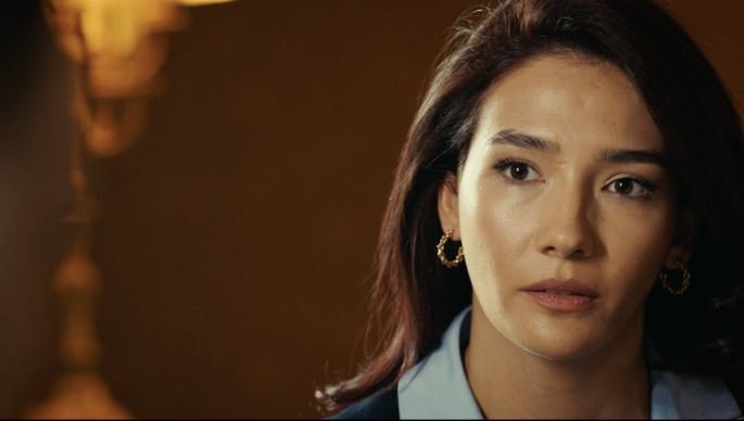 Aybüke Pusat, kızıl saçları ile Teşkilat dizisine yepyeni bir hava getirdi! 7
