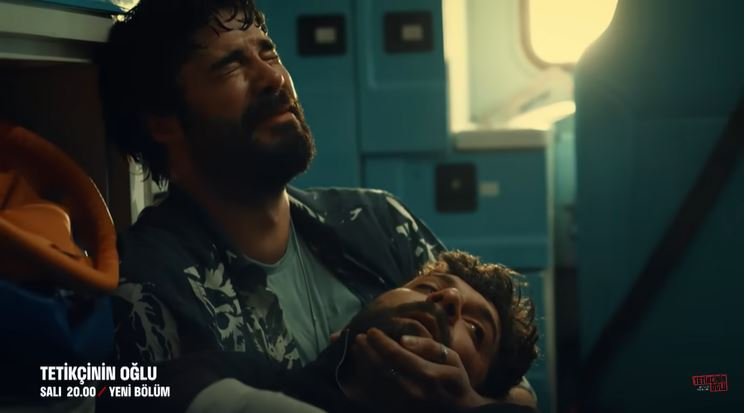 Genco Özak, ustaların arasında başrol performansıyla hiç de sırıtmıyor! 7 Genco Özak, ustaların arasında başrol performansıyla hiç de sırıtmıyor! 7