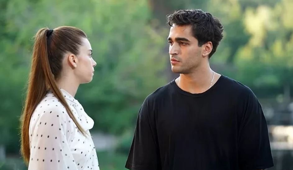 Kardeşlerim dizisindeki Asiye ve Doruk çifti gözden düşmeye başladı! Yeni favori dizi çiftleri bakın kimler oldu? 8