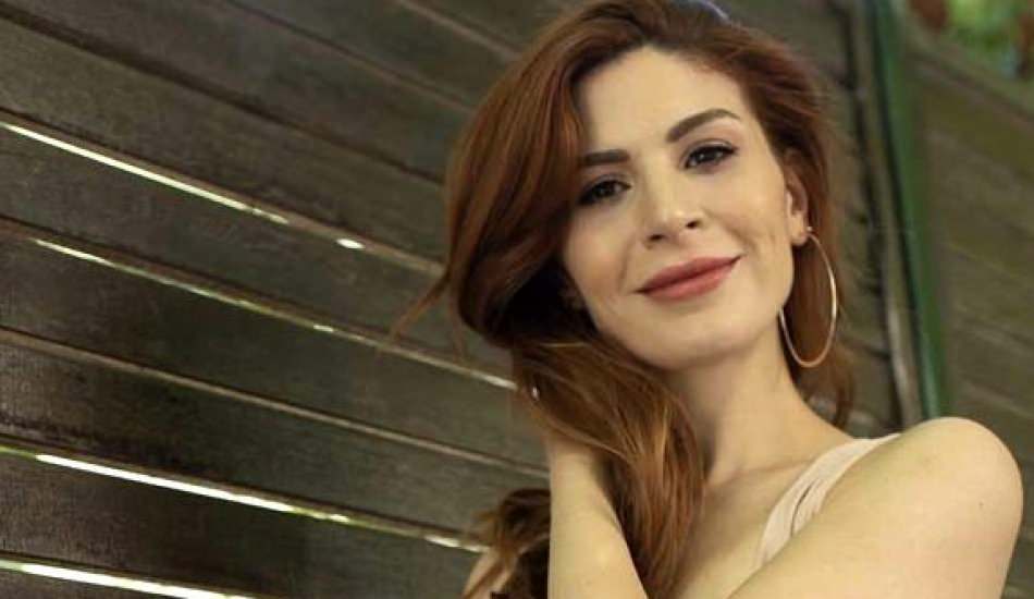 Yeliz Kuvancı Kimdir? Nereli – Boyu – Yaşı – Dizileri – Ailesi 7 Yeliz Kuvancı Kimdir? Nereli – Boyu – Yaşı – Dizileri – Ailesi 7