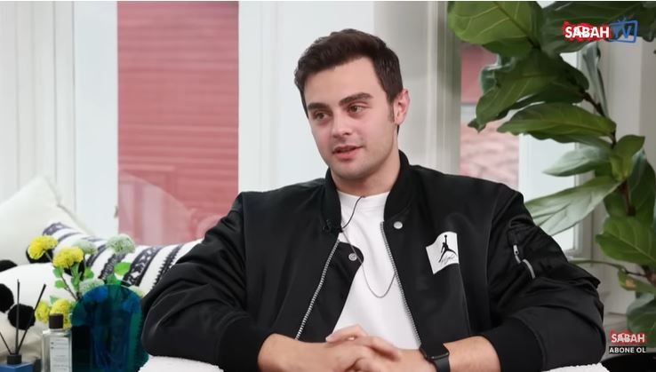 Kardeşlerim dizisindeki Ömer karakteri artık Yiğit Koçak'ın içine kaçmış! 8 Kardeşlerim dizisindeki Ömer karakteri artık Yiğit Koçak'ın içine kaçmış! 8