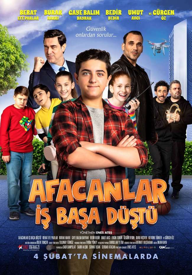 Burak Hakkı ile Berat Efe Parlar aile komedi filminde baba oğul olarak etkileyecek! 7 Burak Hakkı ile Berat Efe Parlar aile komedi filminde baba oğul olarak etkileyecek! 7