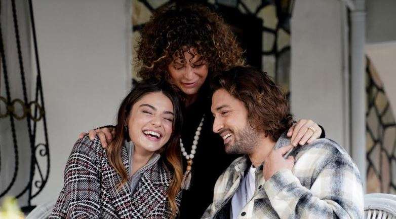 Nasıl yani? Annemizi Saklarken dizisi Ada Masalı’nın final bölümüyle aynı gece başlıyor!! 7