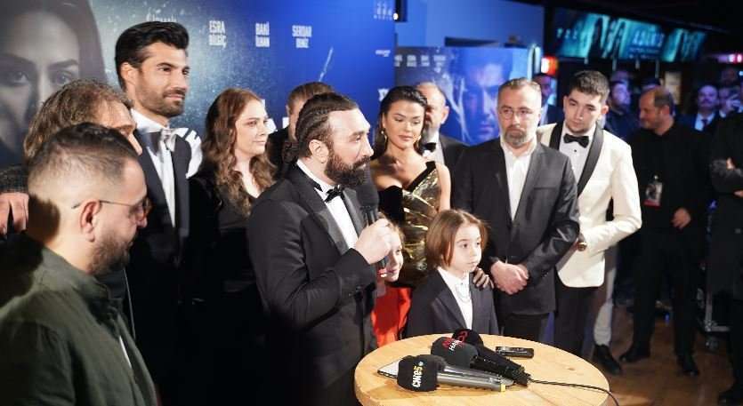 Adanış Kutsal Kavga isimli film için görkemli bir gala yapıldı! 7