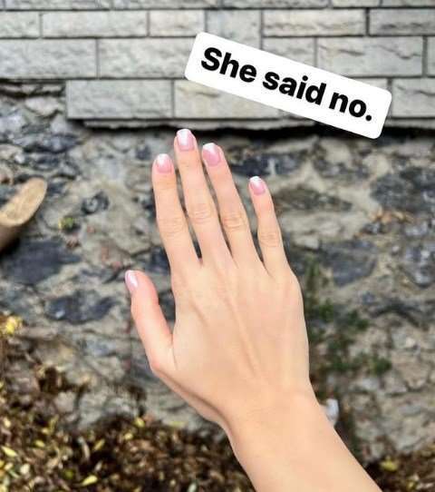 Mert Yazıcıoğlu sevgilisi Afra Saraçoğlu'na evlenme teklifi mi etti? 7