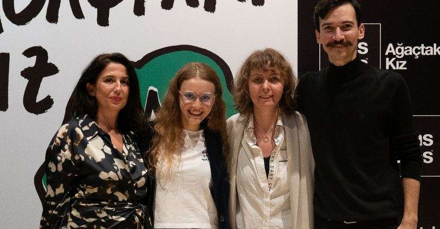 Menajerimi Ara'dan sonra Ahsen Eroğlu bir ilke imzasını attı ve ayakta alkışlandı! 7