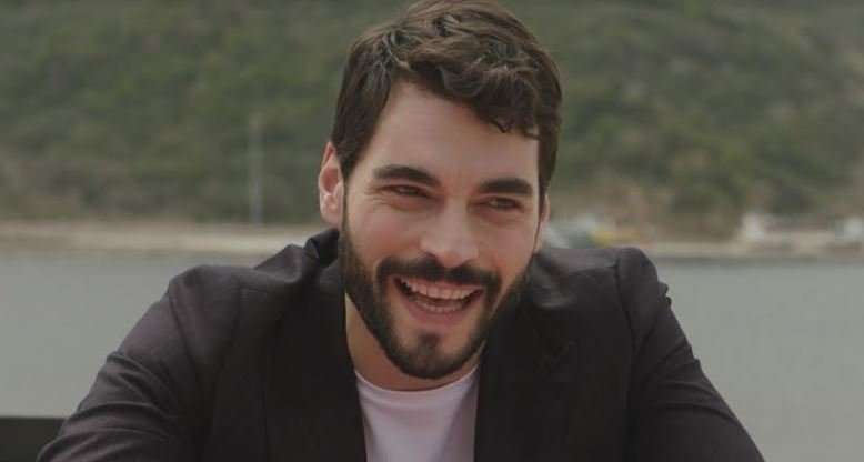 Akın Akınözü, Hercai'den sonra Kaderimin Oyunu'nda bulamadığını Tuzak dizisinde arıyor! 7 Akın Akınözü, Hercai'den sonra Kaderimin Oyunu'nda bulamadığını Tuzak dizisinde arıyor! 7