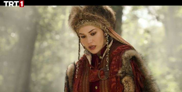 Fahriye Evcen'in avucunun içine düşen iki büyük fırsat! 7