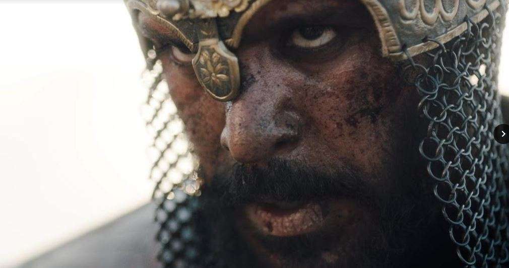 Barış Arduç'tan dizilerde zaman yolculuğu! Hem Alparslan hem Fıstık İsmet ile tanışmaya az kaldı! 7