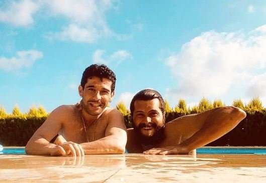 Son Yaz dizisi izleyenlerini çok mutlu eden fotoğraf! O ikili yine yanyana! 8 Son Yaz dizisi izleyenlerini çok mutlu eden fotoğraf! O ikili yine yanyana! 8