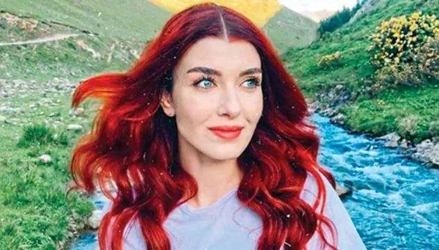 Uzak Şehrin Masalı dizisi bomba gibi kadrosuyla zirveye göz kırpıyor! 11