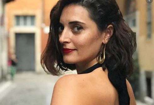 Kırmızı Oda'nın Kumru'su Aslıhan Gürbüz de o dizinin müdavimi çıktı! 18