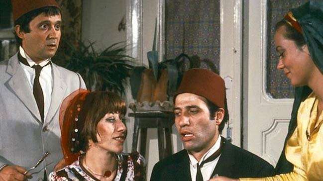 Ali Sunal'ın sünnet düğününde babası Kemal Sunal ile çekilen fotoğrafına yaptığı yorum hüzünlendirdi 8