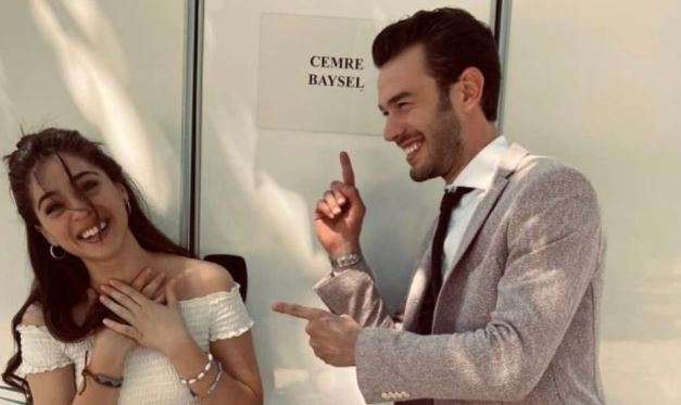 İyi ki Cemre Baysel var! Aytaç Şaşmaz, Baht Oyunu'ndaki partnerine gönderme yaptı! 8