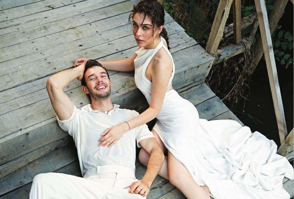 Yeni dizi ve yeni aşk ile Cemre Baysel hayatında yeni bir dönemde! 1