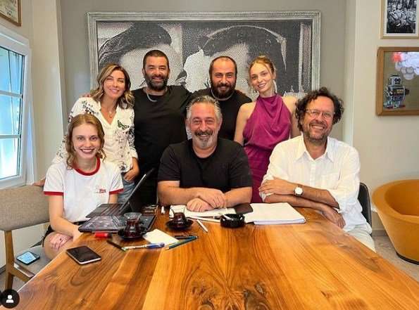 Ahsen Eroğlu Cem Yılmaz'ın Netflix için çekeceği yeni filminin kadrosunda!.. 7 Ahsen Eroğlu Cem Yılmaz'ın Netflix için çekeceği yeni filminin kadrosunda!.. 7