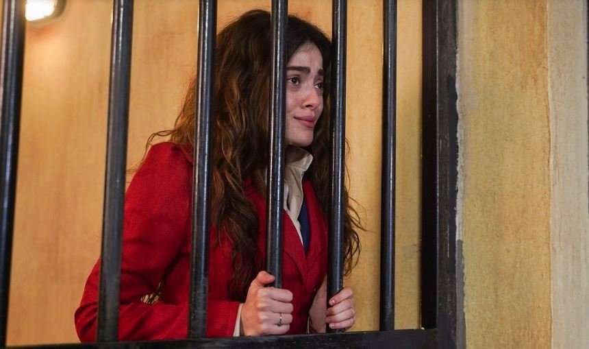 Aziz ile Efnan aşkını bitirme hamlesi işe yarayacak mı? 7 Aziz ile Efnan aşkını bitirme hamlesi işe yarayacak mı? 7