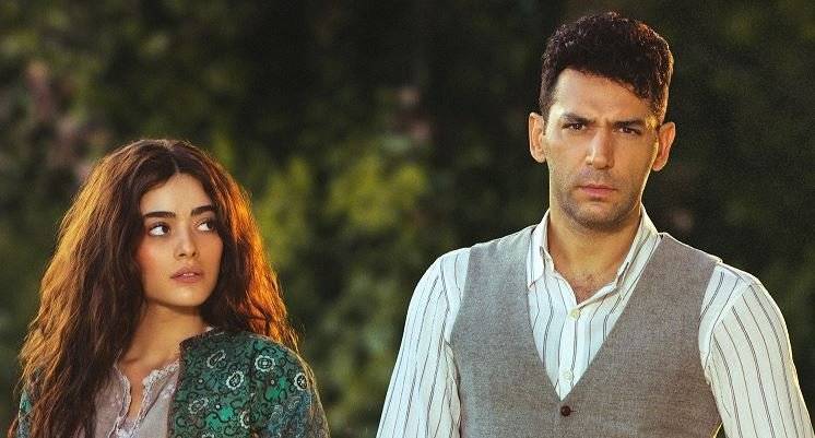 Aziz dizisinden sonra Murat Yıldırım yeni rolünde herkesi şaşkına çevirecek! 8