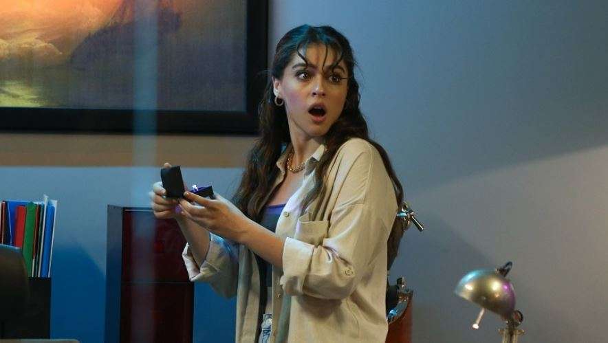 Ada Masalı reytinglerde zorda, Ayça Ayşin Turan ise zirvede! 8