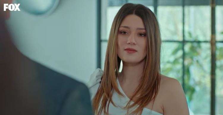 Baraj dizisinde Gizem Karaca'nın Bahar karakterinin dönüş hızına kimse yetişemiyor! 7 Baraj dizisinde Gizem Karaca'nın Bahar karakterinin dönüş hızına kimse yetişemiyor! 7