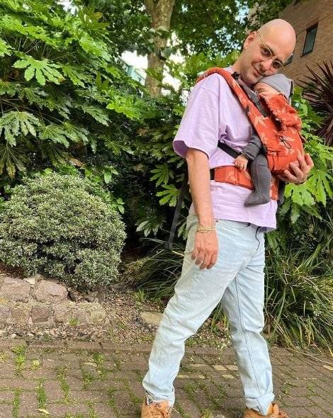 Oyuncu Bartu Küçükçağlayan'ın kızıyla fotoğrafına ünlü isimlerden yorum yağdı! 7 Oyuncu Bartu Küçükçağlayan'ın kızıyla fotoğrafına ünlü isimlerden yorum yağdı! 7