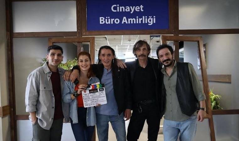 Behzat Ç dizisinin setinden gelen ilk fotoğraf ile verilen mesaj çok etkili oldu! 7 Behzat Ç dizisinin setinden gelen ilk fotoğraf ile verilen mesaj çok etkili oldu! 7