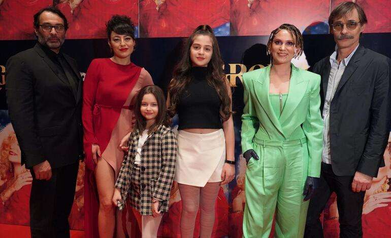 Bergen filmi ile ilgili karşı karşıya gelen Mahsun Kırmızıgül ile Özcan Deniz'in tartışmasına son nokta koyuldu!.. 9