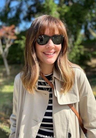 Sahnelere geri dönmeye hazırlanan Bergüzar Korel imajını değiştirdi!.. 8 Sahnelere geri dönmeye hazırlanan Bergüzar Korel imajını değiştirdi!.. 3