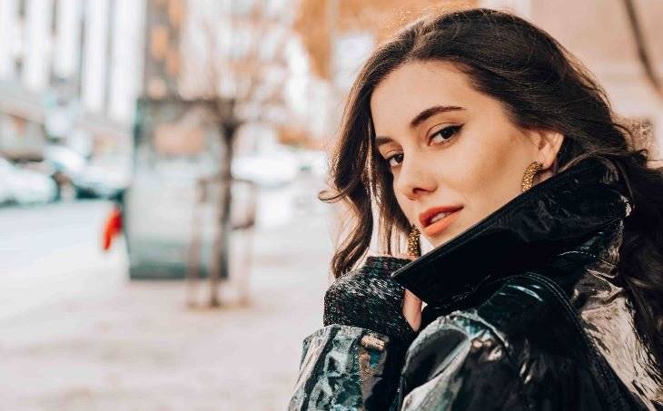 Baba dizisinden ayrılan Beril Pozam beklenen kariyer zıplaması için yeni bir fırsat buldu! 7 Baba dizisinden ayrılan Beril Pozam beklenen kariyer zıplaması için yeni bir fırsat buldu! 7