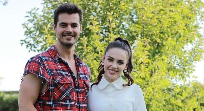 Üçüncü Gün adlı sinema filmi için bir araya gelen Berk Atan ve Yağmur Tanrısevsin karakterlerini anlattı! 8
