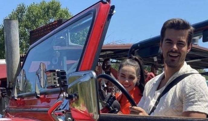 Sürpriz partnerler Berk Atan ile Yağmur Tanrısevsin herkesi şaşkına çevirecek! 7