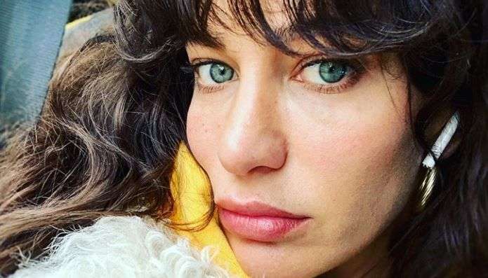 Berrak Tüzünataç'ın yeni projesi ne olacak? 7