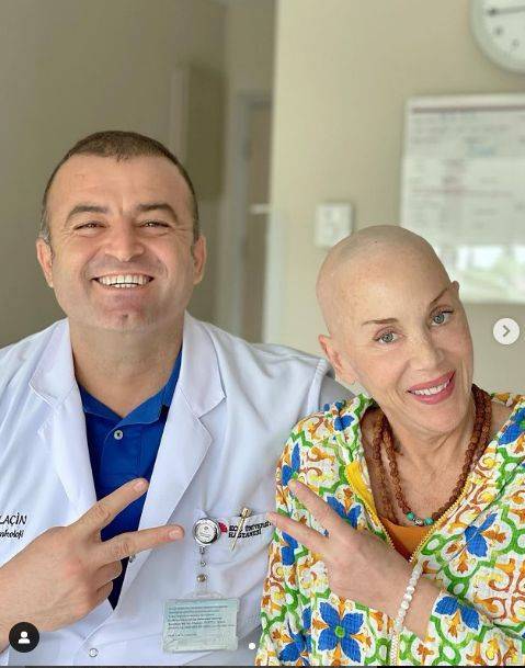 Kanser tedavisi gören oyuncu Billur Kalkavan'dan güzel haber var! 111