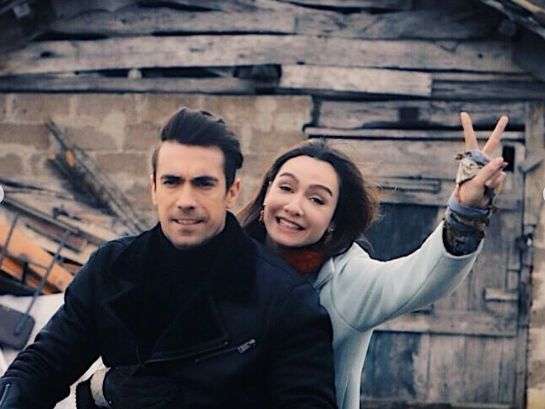 Birce Akalay, İbrahim Çelikkol ile ilgili aşk iddialarına son noktayı koydu; Etik olmaz! 7 Birce Akalay, İbrahim Çelikkol ile ilgili aşk iddialarına son noktayı koydu; Etik olmaz! 7