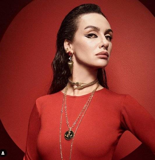 Birce Akalay'ın fotoğrafına İbrahim Çelikkol'un yorumu olay oldu!.. 8
