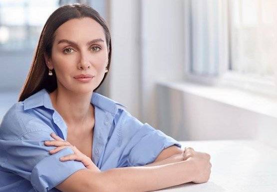 Birce Akalay yeni işbirliğini duyurdu ve takipte kalın dedi! 7 Birce Akalay yeni işbirliğini duyurdu ve takipte kalın dedi! 7