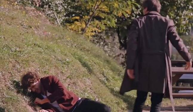 Bir Peri Masalı dizisindeki sahne gerçek oldu! Tarık Emir Tekin, kazayla arkadaşının burnunu kırdı! 8
