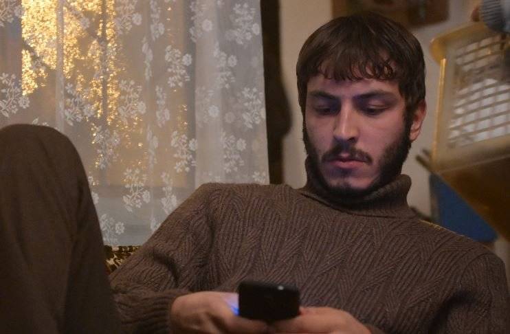 Boran Kuzum iki komedi filminde başrol oldu, kariyerinde yeni açılım yaptı! 8 Boran Kuzum iki komedi filminde başrol oldu, kariyerinde yeni açılım yaptı! 8