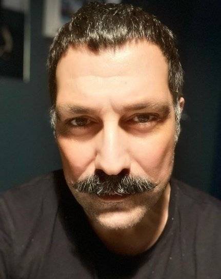Usta oyuncu Bülent İnal'ın imajında yaptığı radikal değişimi hayranları nasıl karşıladı? 7