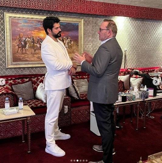 Burak Özçivit'ten çok konuşulacak sosyal medya hamlesi!.. 9