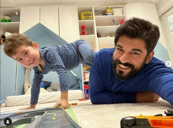 Ünlü oyuncu Burak Özçivit'in ev haline yorum yağdı!.. 8