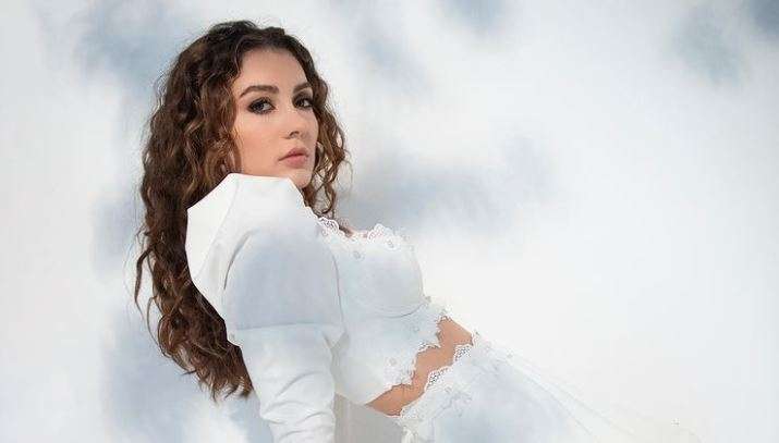 Aşk Mantık İntikam’ın ‘Esra’sı Burcu Özberk gerçek hayatında da aşık olmak istiyor! 9 Aşk Mantık İntikam’ın ‘Esra’sı Burcu Özberk gerçek hayatında da aşık olmak istiyor! 9