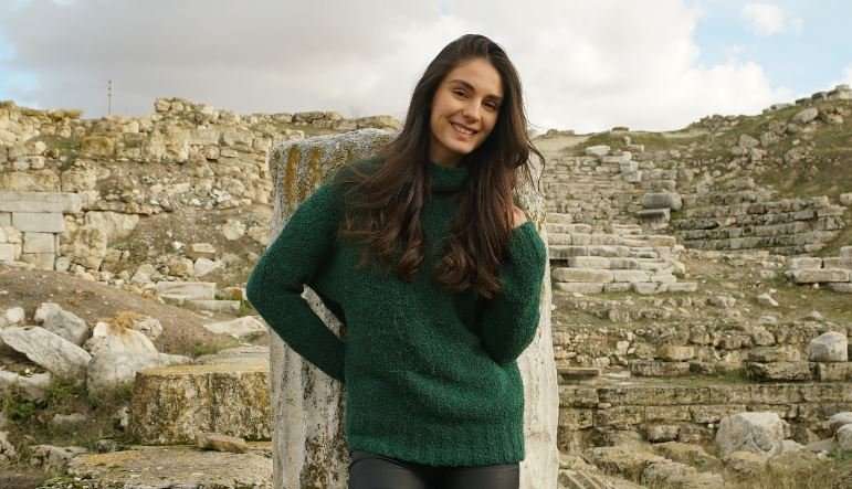 Buse Orcan hayatının fırsatını buldu, TRT1 ekranında parladı! 7
