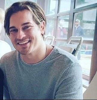 Ünlü oyuncu Çağatay Ulusoy yeni imajıyla dikkat çekti!.. 7